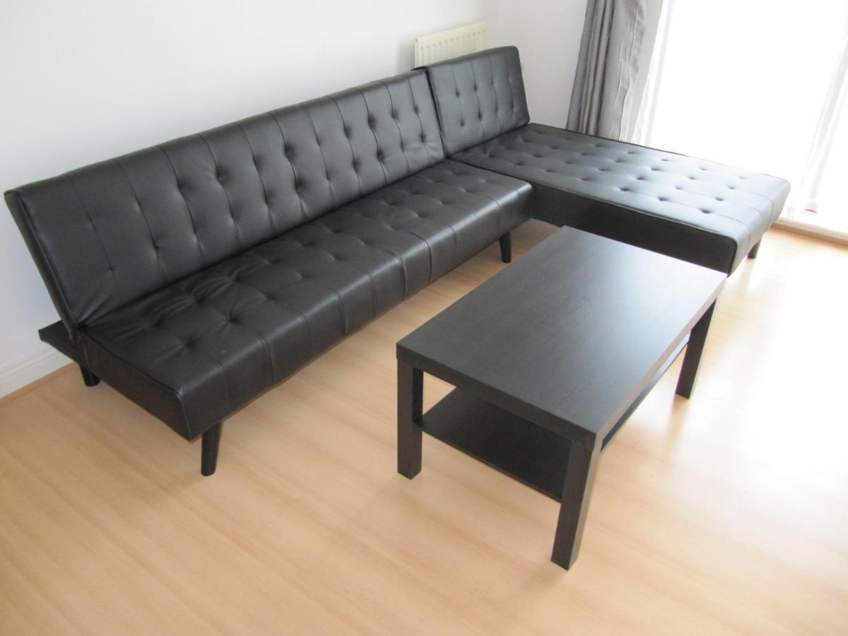 Amazing 2 Bedroom Cottage Apartment with Free Private Parking, Free Netflix&Free Wi-Fi Glasgow Buitenkant foto